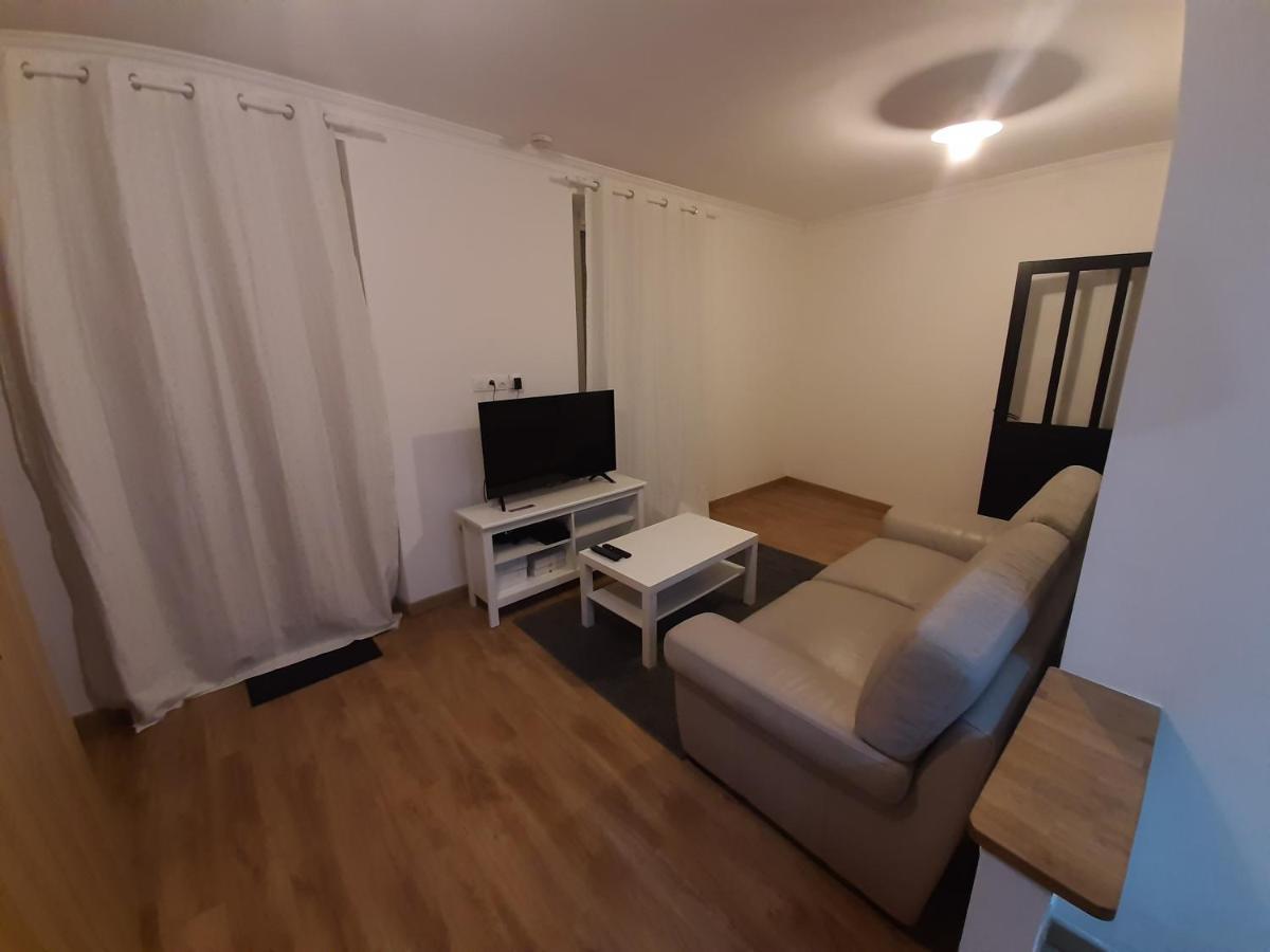 Appartement 2 Pieces, Proche Rer, Bus Et Chateau Rambouillet Exterior foto